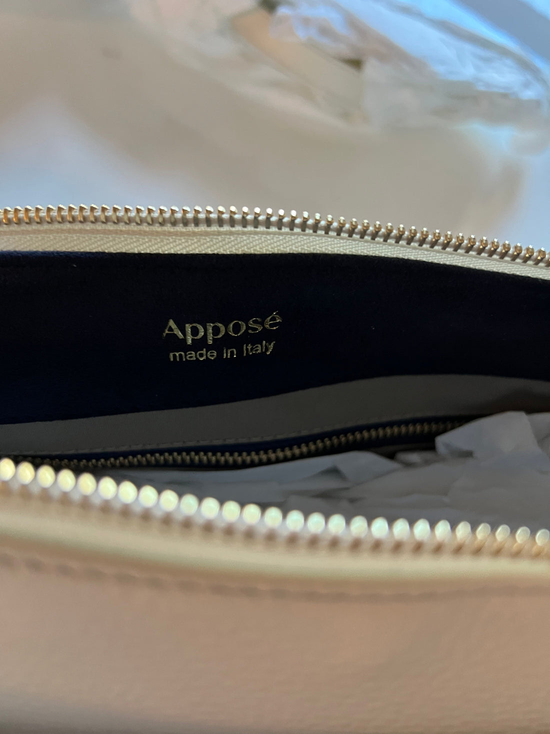 How to Tell if a Handbag Is Real Italian Leather: Seven Tests to Run Before You Buy