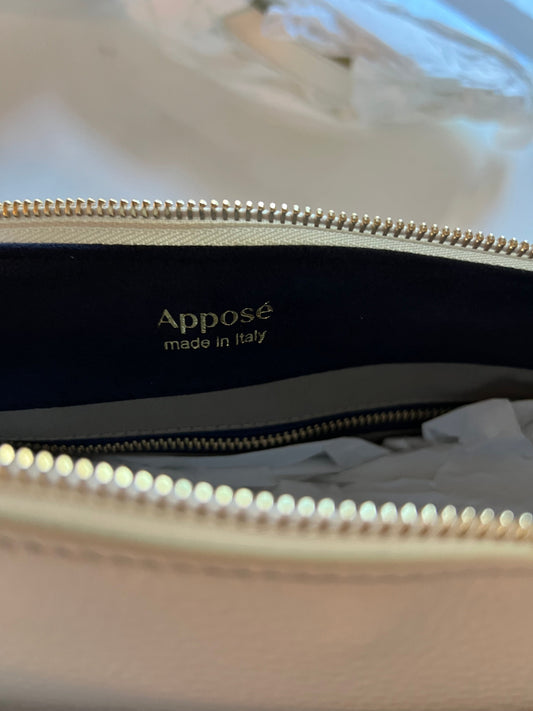 How to Tell if a Handbag Is Real Italian Leather: Seven Tests to Run Before You Buy
